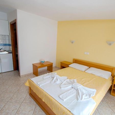 Studios Maria Potos Habitación foto