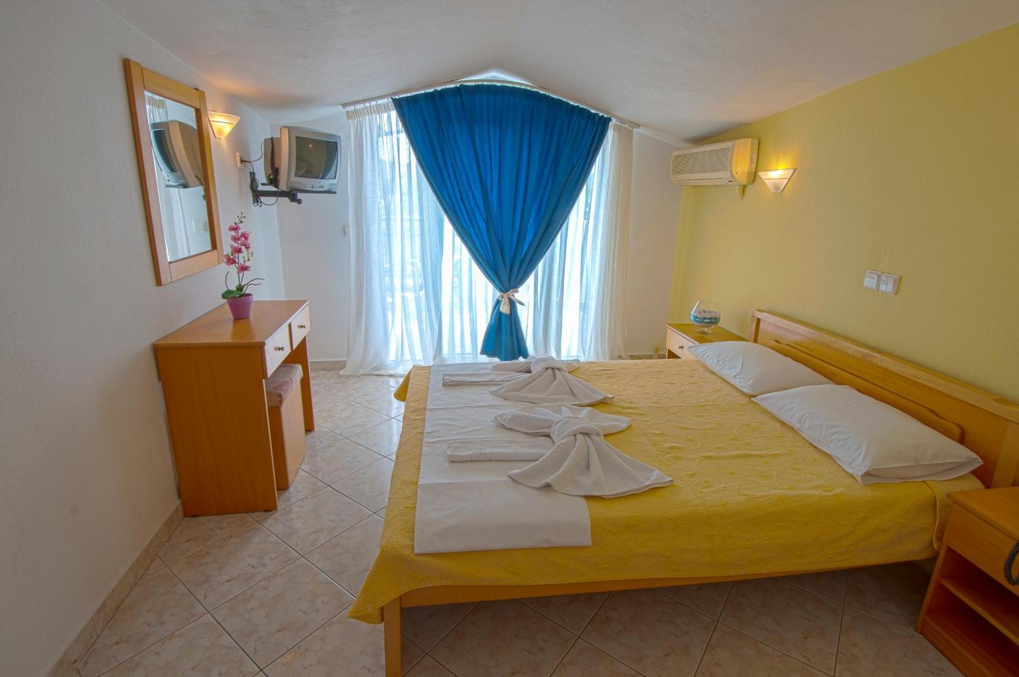 Studios Maria Potos Habitación foto