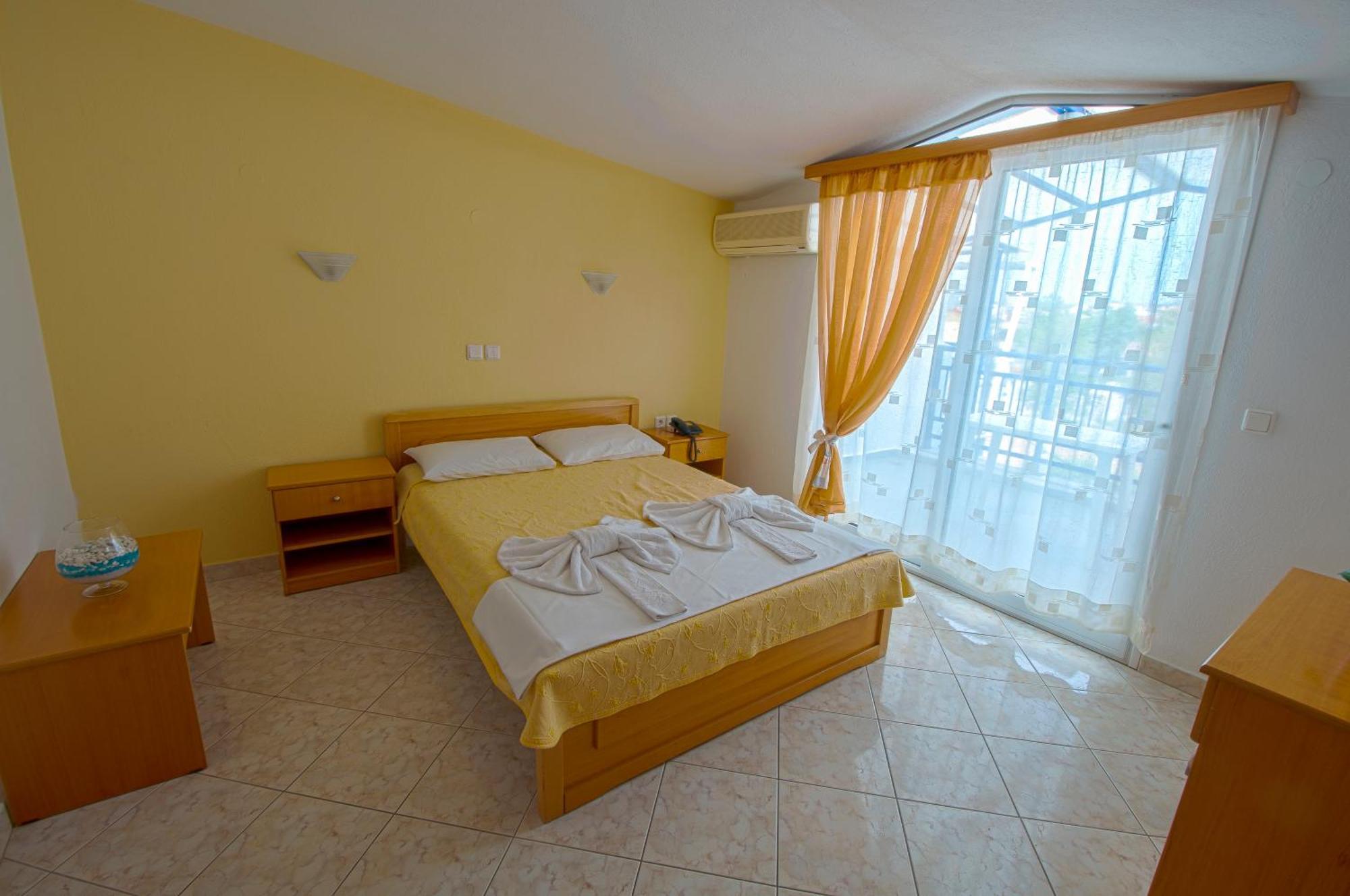 Studios Maria Potos Habitación foto