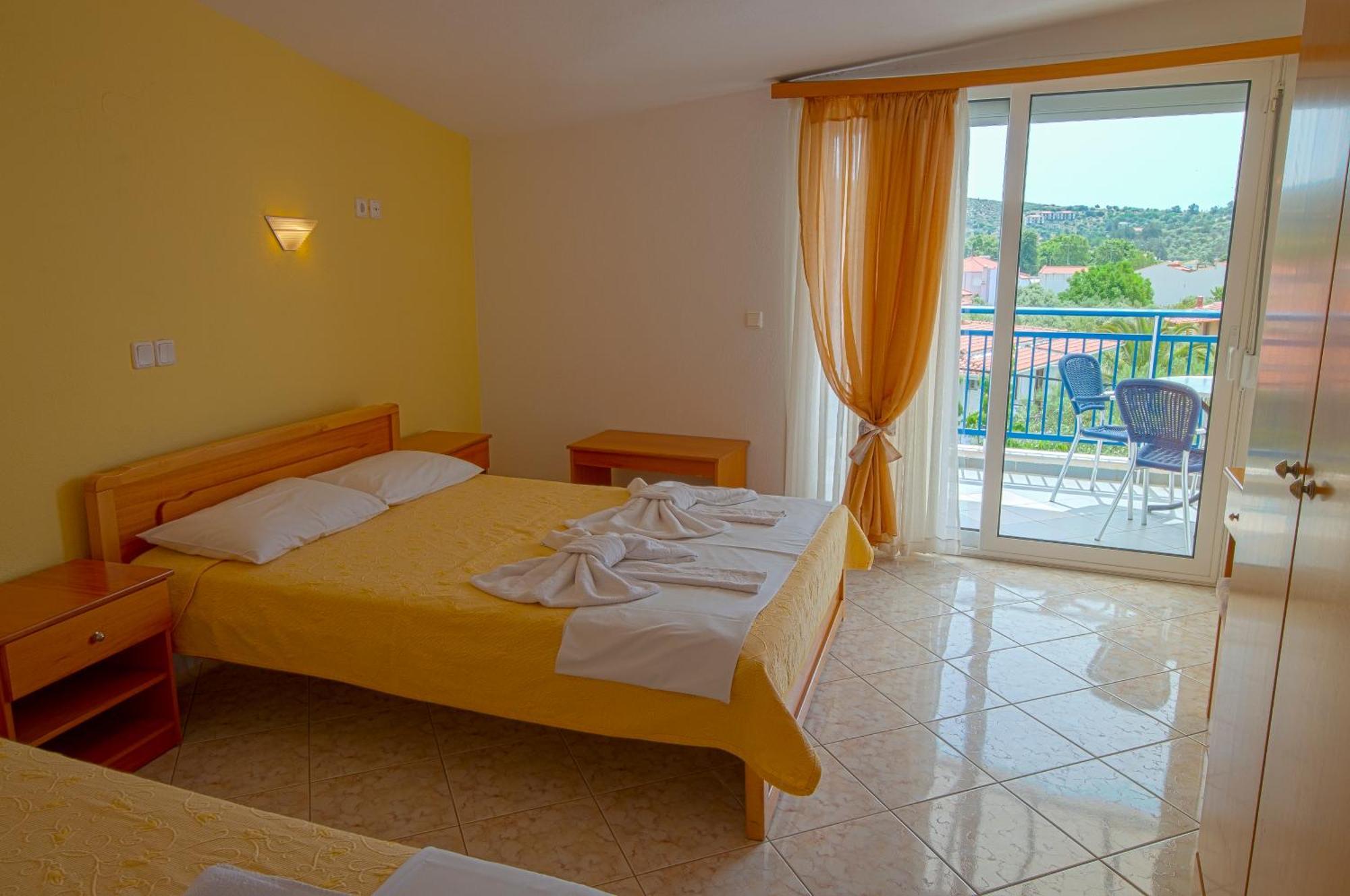 Studios Maria Potos Habitación foto