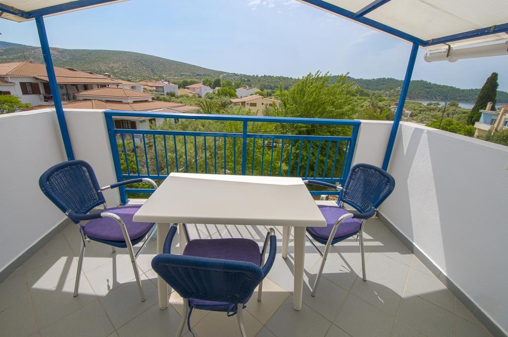 Studios Maria Potos Habitación foto