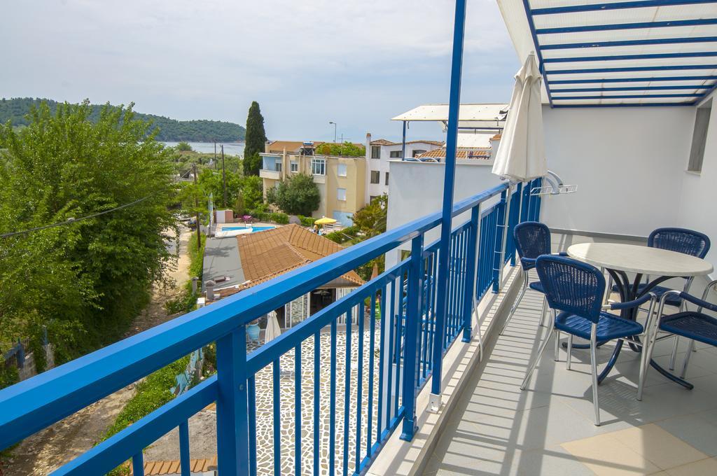 Studios Maria Potos Habitación foto
